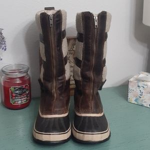 SOREL HELEN OF TUNDRA  BOOTS SZ 8
